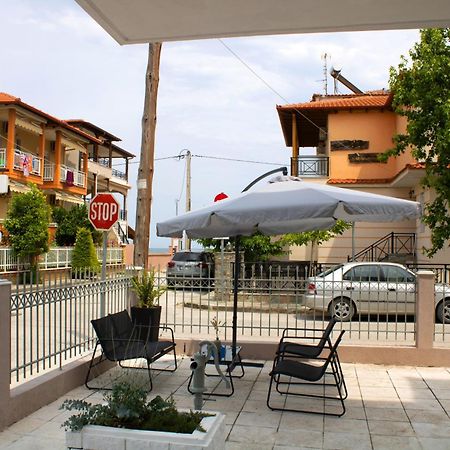 Posidonia Resort No5 เนอาวรัสนา ภายนอก รูปภาพ